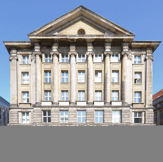 ehemaliger Hauptsitz der Allianzversicherung, 2010