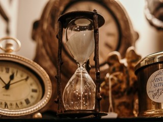 Historisch - Die Sanduhr zur Zeitmessung