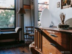Klassik trifft Moderne: Alte und neue Möbel stilvoll kombinieren