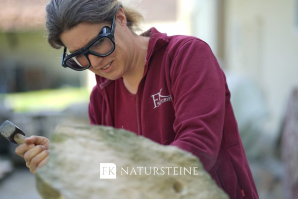 Franziska Kreipl-Poller - Steinmetzmeisterin und Restauratorin im Steinmetzhandwerk
